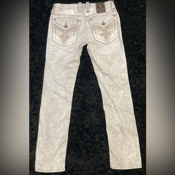 It’s not dirty I promise it’s just the lighting.